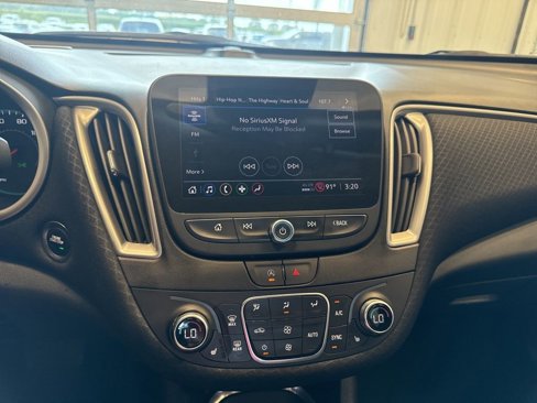 Used 2024 Chevrolet Malibu LT image 29