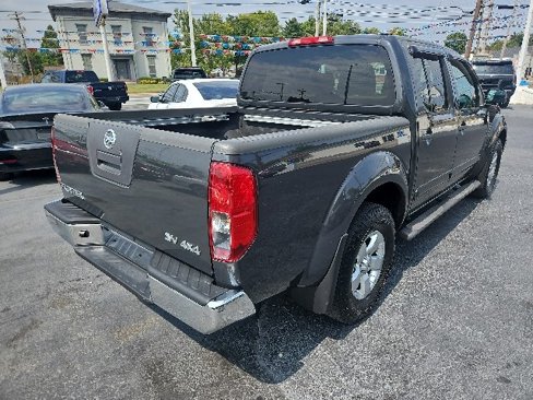 Used 2011 Nissan Frontier SV w/ SV Premium Utility Pkg image 3