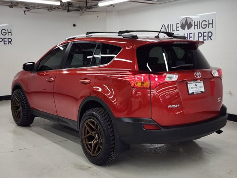 Used 2013 Toyota RAV4 XLE image 7