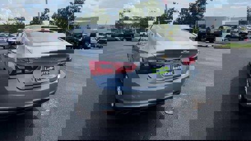 Used 2024 Chevrolet Malibu LS image 7