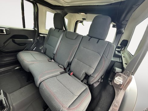 New 2025 Jeep Wrangler Unlimited Rubicon image 13