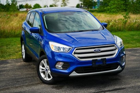 Used 2019 Ford Escape SE image 2