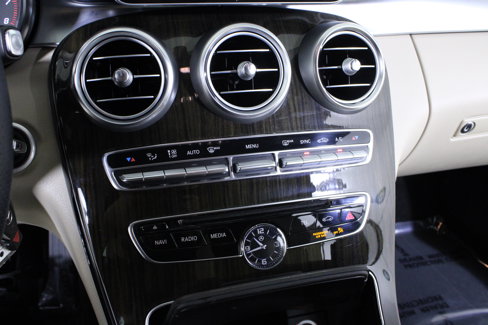 Used 2018 Mercedes-Benz C 300 Sedan image 26