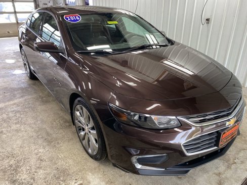 Used 2016 Chevrolet Malibu Premier w/ Driver Confidence Package image 3