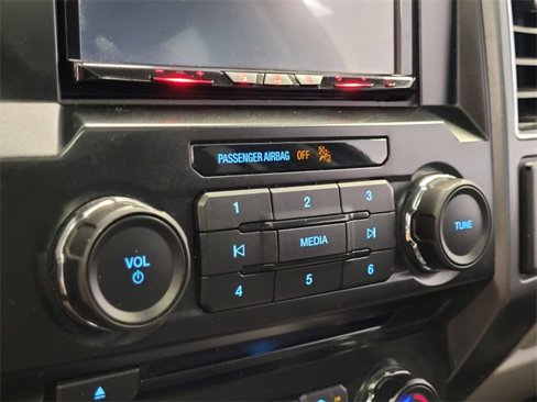 Used 2017 Ford F150 XLT w/ Equipment Group 302A Luxury image 17