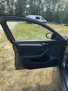 Used 2025 Volkswagen Jetta Sport image 15