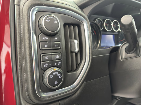 Used 2019 Chevrolet Silverado 1500 RST image 15