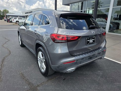 Certified 2021 Mercedes-Benz GLA 250 4MATIC w/ Premium Package image 8