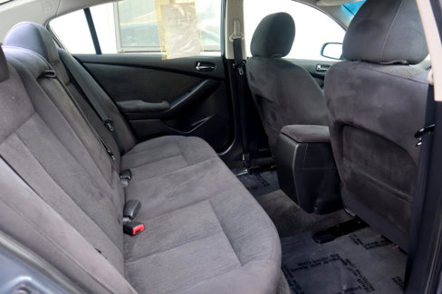 Used 2010 Nissan Altima 3.5 SR w/ Sport Pkg image 45