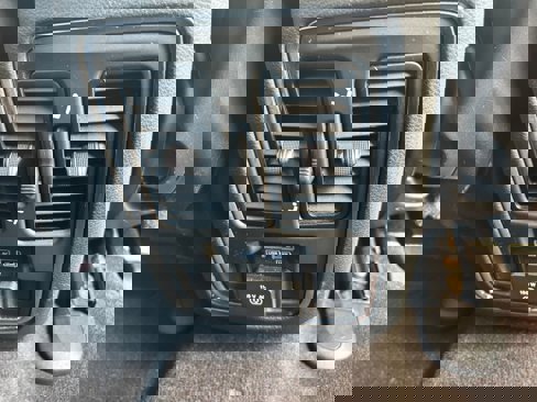Used 2022 Jeep Grand Cherokee Limited image 21