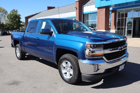 Used 2018 Chevrolet Silverado 1500 LT w/ All Star Edition image 2