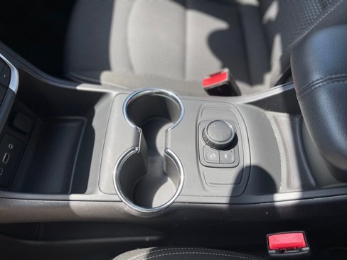 Used 2024 GMC Terrain SLE image 26