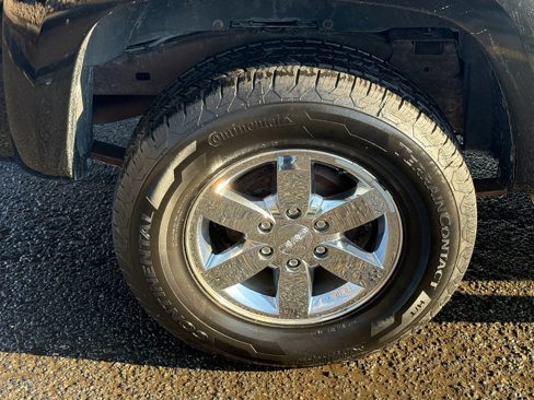 Used 2009 GMC Canyon SLE image 35
