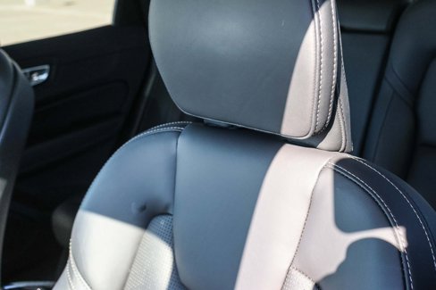 Used 2023 Volvo XC60 B6 Ultimate w/ Protection Package Premier image 32