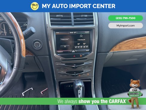 Used 2015 Lincoln MKX AWD w/ Equipment Group 102A image 10
