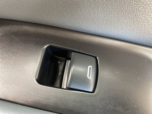 Used 2020 Buick Enclave Essence w/ Sport Touring Edition image 33