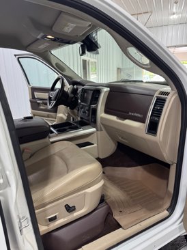 Used 2014 RAM 2500 Laramie image 15