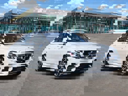 Used 2018 Mercedes-Benz E 300 image 1