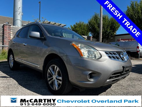 Used 2013 Nissan Rogue SV image 1