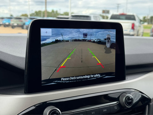 Used 2022 Ford Escape SE image 22