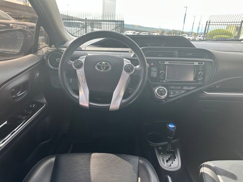 Used 2015 Toyota Prius C Four image 15