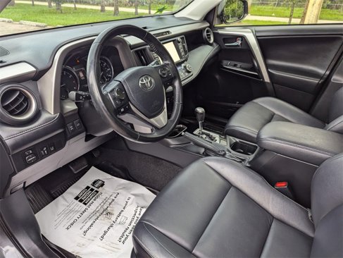 Used 2018 Toyota RAV4 Limited image 25