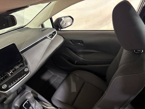 Used 2023 Toyota Corolla LE image 22