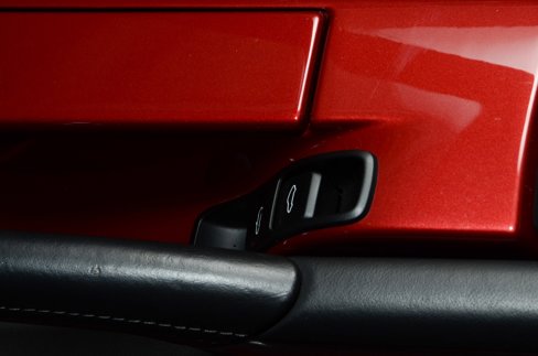 Used 2010 Porsche 911 Turbo image 27