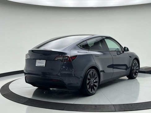 Used 2023 Tesla Model Y Performance image 5