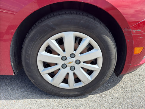 Used 2011 Chevrolet Cruze LT image 12