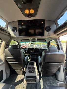 Used 2017 Chevrolet Express 2500 image 13