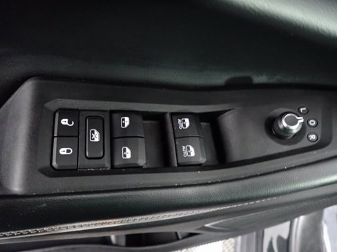 Used 2022 Jeep Grand Cherokee L Laredo w/ Luxury Tech Group I image 20