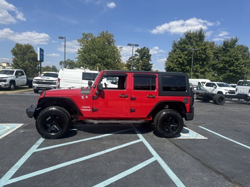 Used 2010 Jeep Wrangler Unlimited Sport image 9