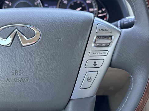 Used 2017 INFINITI QX80 2WD w/ Deluxe Technology Package image 19