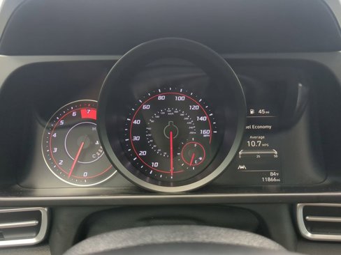 Certified 2022 Hyundai Elantra SEL image 23