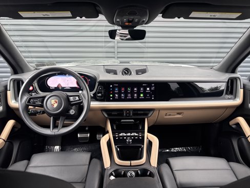 Certified 2024 Porsche Cayenne S image 12