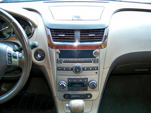 Used 2009 Chevrolet Malibu LTZ image 20