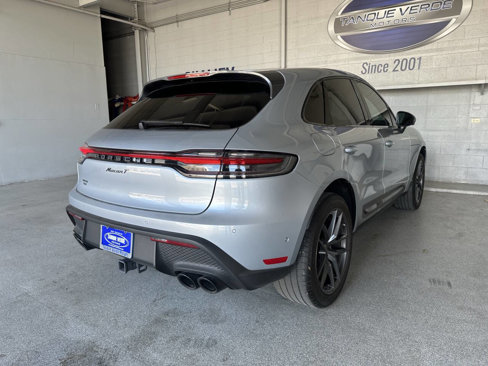 Used 2023 Porsche Macan Turbo image 11