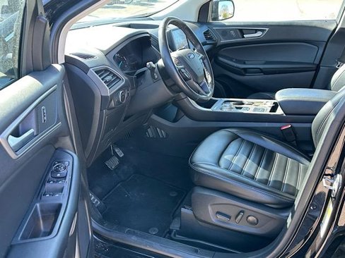 Used 2023 Ford Edge SEL image 15