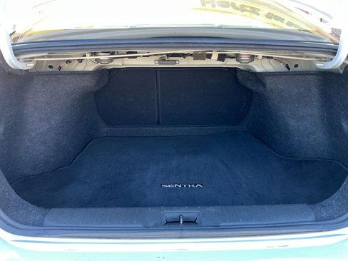 Used 2021 Nissan Sentra SV image 29