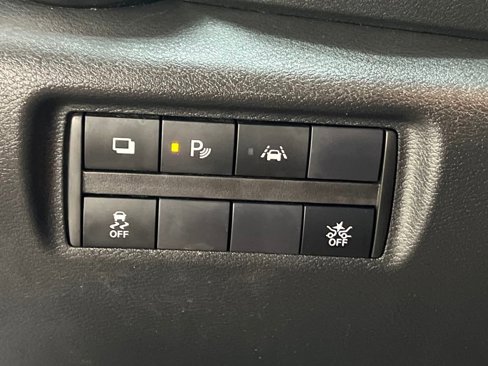 Used 2024 Nissan Versa S w/ S Plus Package image 12