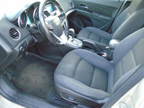 Used 2014 Chevrolet Cruze LT image 8