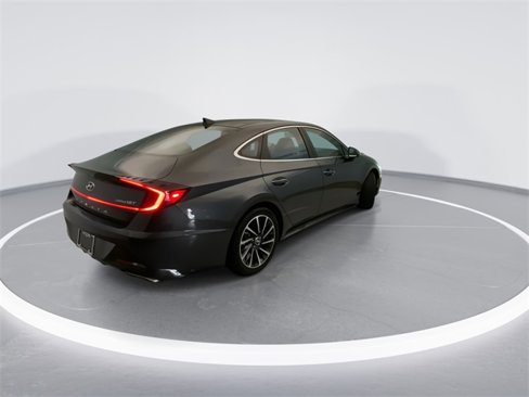 Used 2023 Hyundai Sonata Limited w/ Cargo Package image 4
