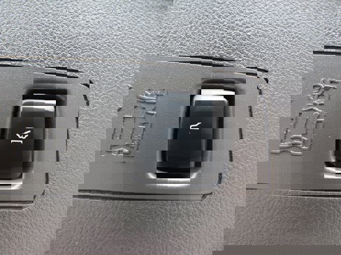 Used 2021 Lincoln Corsair Reserve image 17