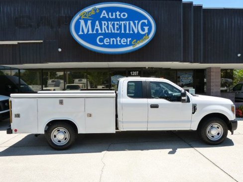 Used 2019 Ford F350 XL w/ Power Equipment Group image 4