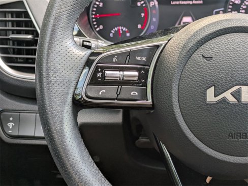 Used 2023 Kia Seltos SX image 18