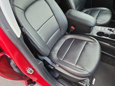 Used 2022 Ford Escape SE w/ Convenience Package image 16