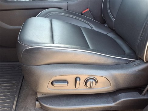 Used 2020 Chevrolet Traverse High Country image 11