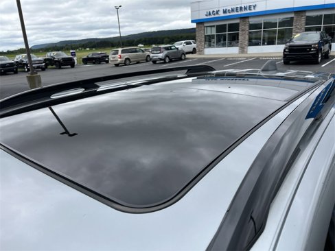Used 2023 Chevrolet Equinox RS w/ RS Leather Package image 18