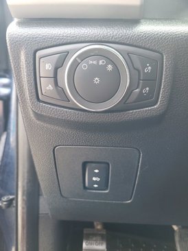 Used 2017 Ford F150 Lariat w/ Equipment Group 502A Luxury image 25